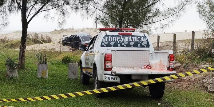 Tiroteio aconteceu na praia de Rondinha | Foto: BM / Divulgação / CP