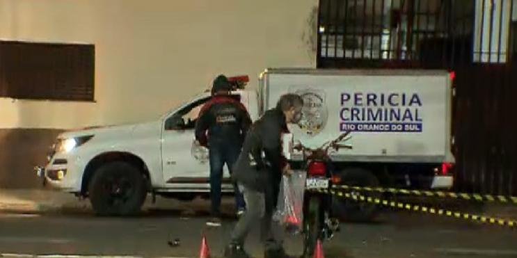 IGP, além da Brigada Militar, Polícia Civil e EPTC, atenderam a ocorrência | Foto: Record TV RS / Divulgação / CP