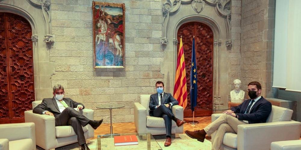 Palácio de Generalitat é localizado na praça de Sant Jaume, em Barcelona | Foto: Gustavo Mansur / Palácio Piratini / CP