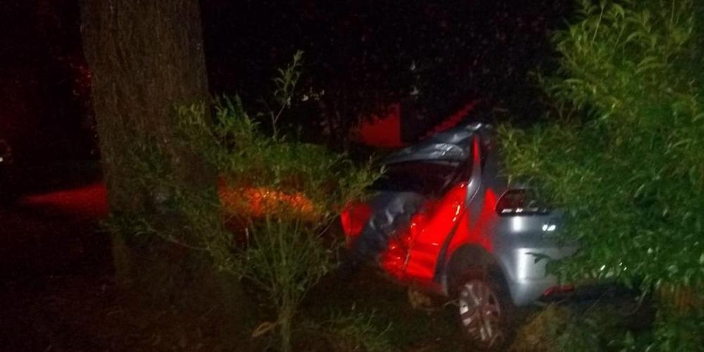 Motorista, um jovem de 27 anos, morador de Nova Araçá, morreu no local | Foto: CRBM / Divulgação / CP