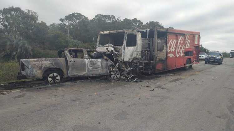 Acidente ocorreu na BR-471, em Santa Vitória do Palmar. Foto: PRF / Divulgação