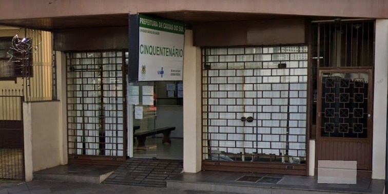 O prédio será desinfectado nos próximos dias e permanecerá fechado | Foto: Google Maps / Reprodução / CP