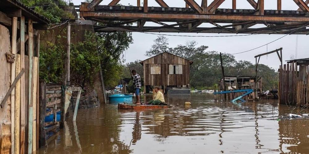Moradores da rua da Barca, no bairro Harmonia, sofrem com o alagamento após aumento do nível do Rio dos Sinos | Foto: Prefeitura de Canoas / Divulgação / CP