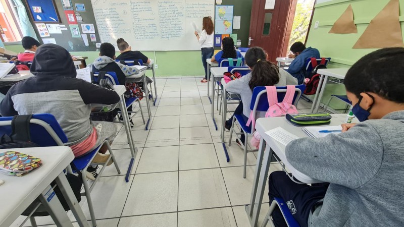 Protocolos sanitários precisam ser observados nas salas de aula - Foto: Itamar Aguiar / Palácio Piratini