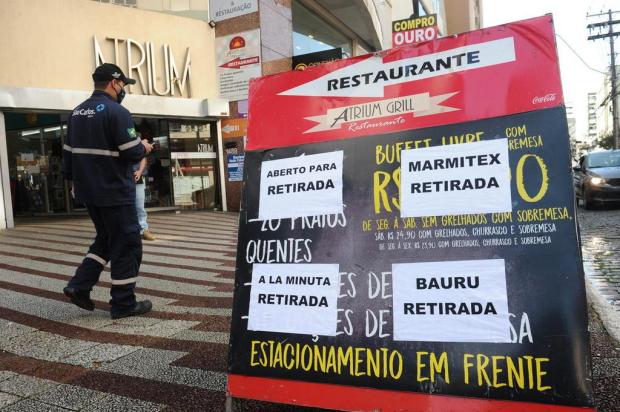Entrega de viandas é uma das alternativas para amenizar queda brusca no movimento