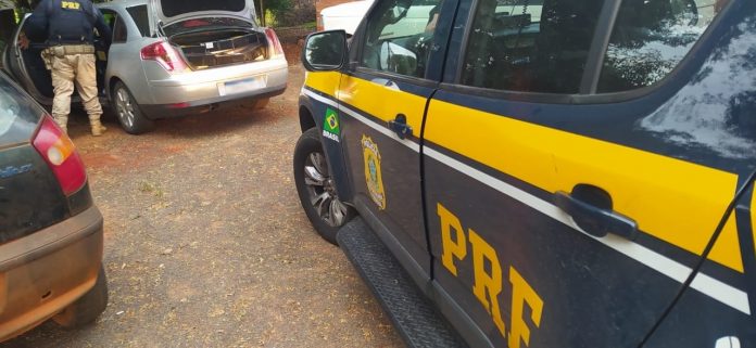 Carga recolhida pelos agentes foi entregue à Receita Federal de Santo Ângelo. Foto: Polícia Rodoviária Federal/Divulgação