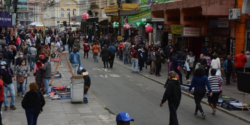 Justiça manteve decisão liminar que determina que Porto Alegre observe o modelo de Distanciamento Controlado do Estado para a abertura do comércio, salões de beleza e barbearias. | Foto: Ricardo Giusti