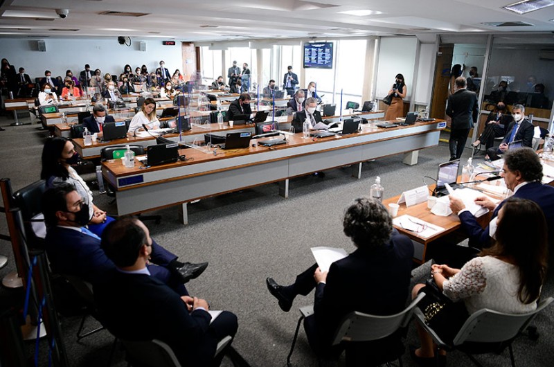 A Comissão de Constituição e Justiça aprovou, nesta terça-feira (30), indicações para o Conselho Nacional de Justiça (CNJ), o Conselho Nacional do Ministério Público (CNMP) e o Tribunal Superior do Trabalho (TST)