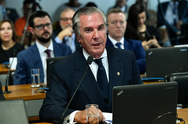 A indicação teve parecer favorável do senador Fernando Collor (Pros-AL) - Geraldo Magela/Agência Senado