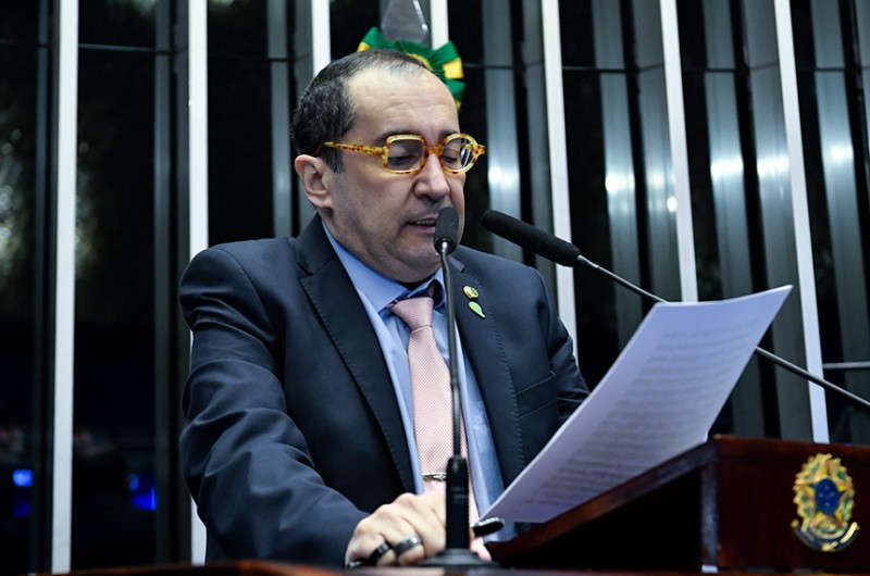 Para o senador Jorge Kajuru (Podemos-GO), a preocupação é saber se as vacinas disponíveis são eficazes contra a nova variante - Waldemir Barreto/Agência Senado