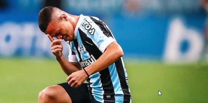 Darlan se manifestou após rebaixamento | Foto: Instagram / Reprodução / CP
