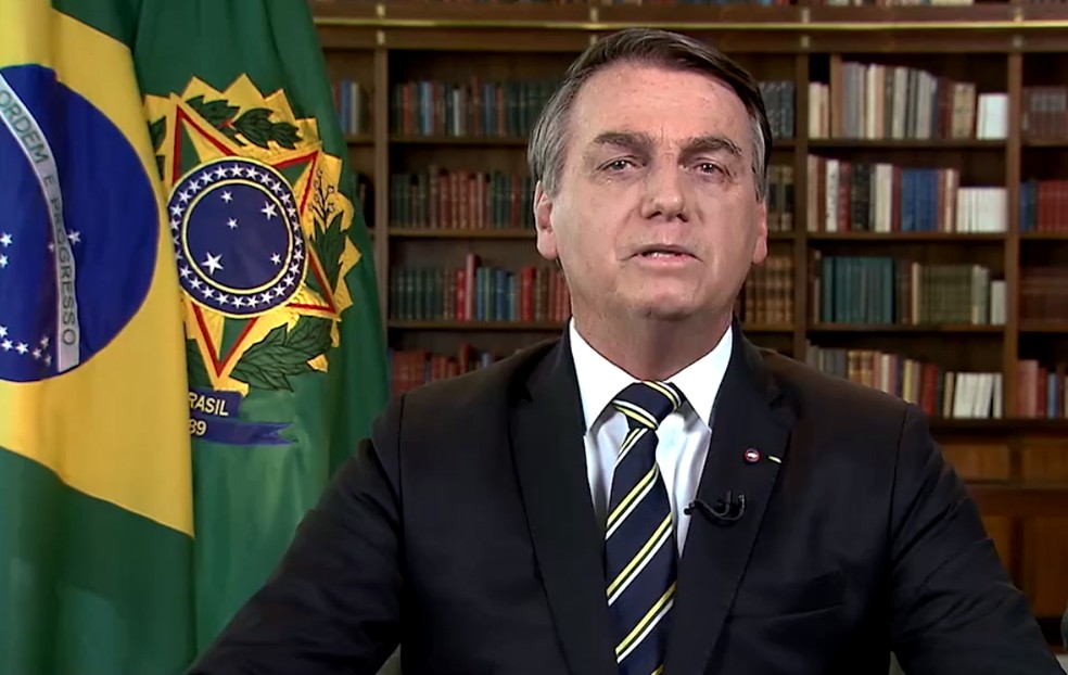 O presidente Jair Bolsonaro durante pronunciamento nesta segunda-feira (7) — Foto: Reprodução