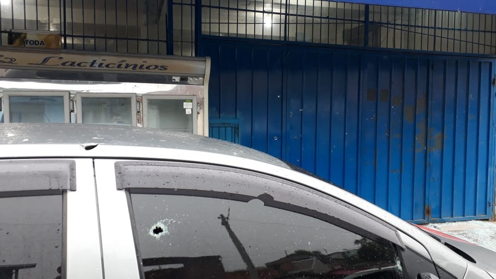Um dos crimes ocorreu na Rua dos Apicultores, no bairro Belo Horizonte — Foto: Jeferson Ageitos/RBS TV