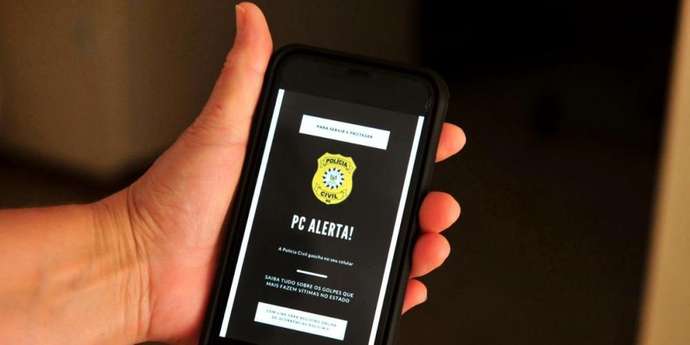 Por enquanto, o download pode ser feito apenas para o sistema Android | Foto: Alina Souza / CP