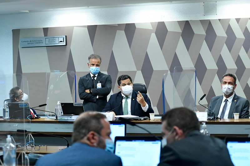 O presidente da Comissão de Constituição e Justiça, senador Davi Alcolumbre, informou nesta quarta-feira que vai colocar as propostas em pauta já na próxima semana - Agência Senado