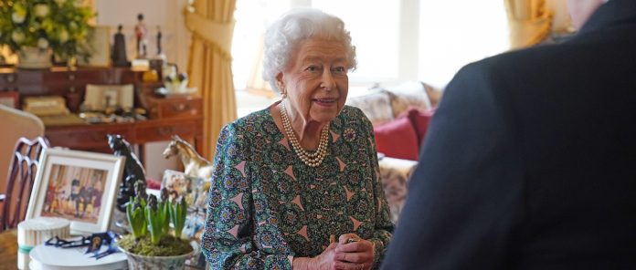 Foto: Reprodução/Twitter/Buckingham Palace