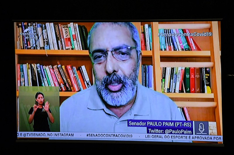 O senador Paulo Paim (PT-RS) chamou atenção para o julgamento do STJ sobre a cobertura dos planos de saúde para procedimentos listados pela Agência Nacional de Saúde Suplementar - Roque de Sá/Agência Senado