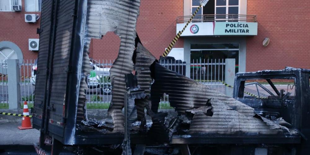 Batalhão da Polícia Militar de Criciúma também foi alvo de ataque | Foto: Guilherme Hahn / ISHOOT / Estadão Conteúdo