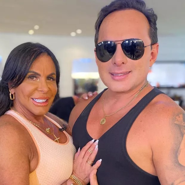 Gretchen e Esdras de Souza (Foto: Instagram)
