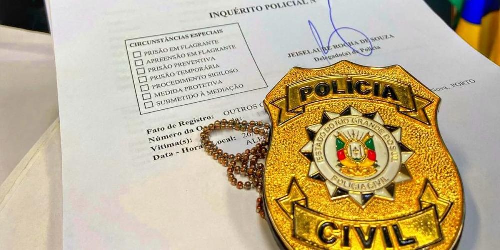 Ela havia dito que jogou-se do carro para fugir do cheirinho exalado pelo ar-condicionado | Foto: PC / Divulgação / CP