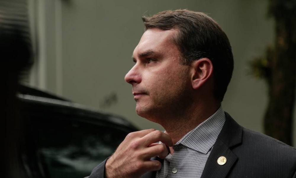 O senador Flávio Bolsonaro Foto: Brenno Carvalho / Agência O Globo