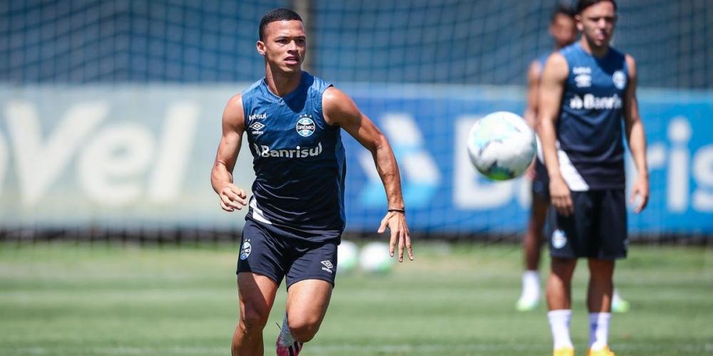 Darlan é opção para o meio do Grêmio. Foto: Lucas Uebel/Grêmio FBPA