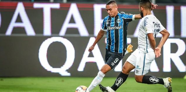Luiz Fernando é um dos jogadores que precisará ter uma definição sobre o futuro | Foto: Lucas Uebel / Grêmio / Divulgação / CP