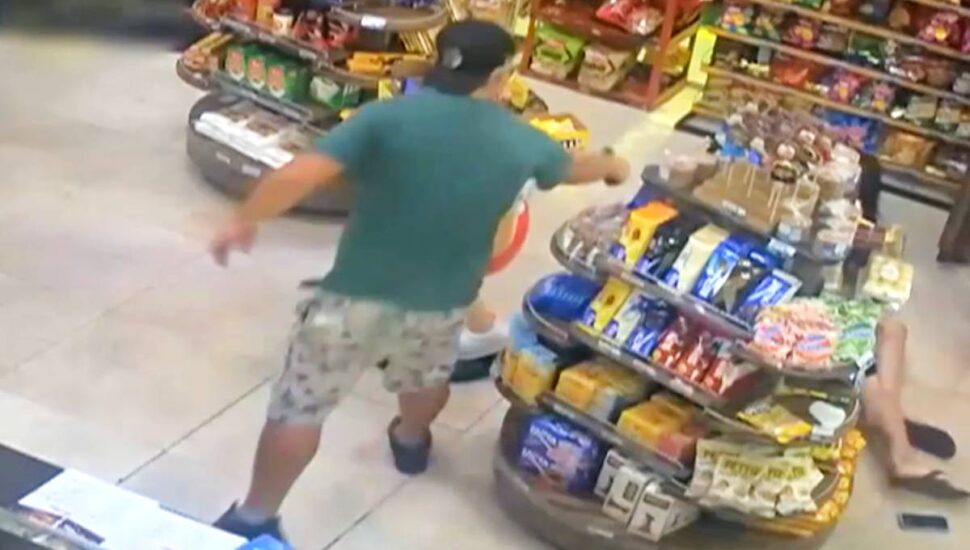 Câmera de segurança flagrou momentos de terror dentro do posto de combustíveis em Curitiba. Foto: Reprodução.