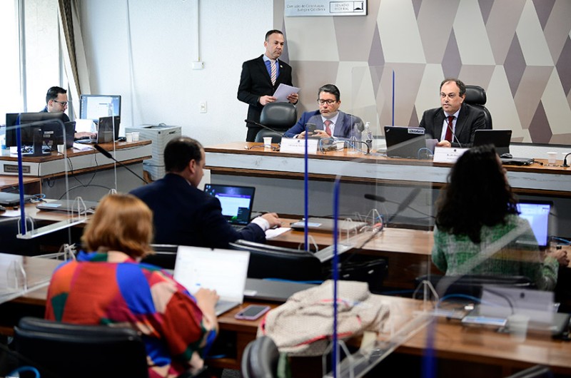 Comissão de juristas que vai propor anteprojeto sobre regulação da AI se reuniu com especialistas nesta sexta - Pedro França/Agência Senado