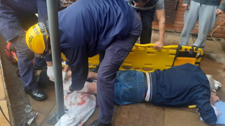 A vítima foi atendida pelo Corpo de Bombeiros Militar (Foto: Corpo de Bombeiros Militar)