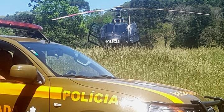 Cerco do 3ºBChq e 13º BPM conta com apoio aéreo do Batalhão de Aviação da BM e da Polícia Civil de Santa Catarina | Foto: Polícia Civil-SC / CP