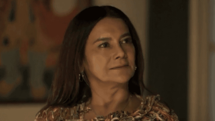 Filó revela segredo guardado a 'sete chaves' sobre paternidade de Tadeu, mas não desconfia que mulher escutará tudo 