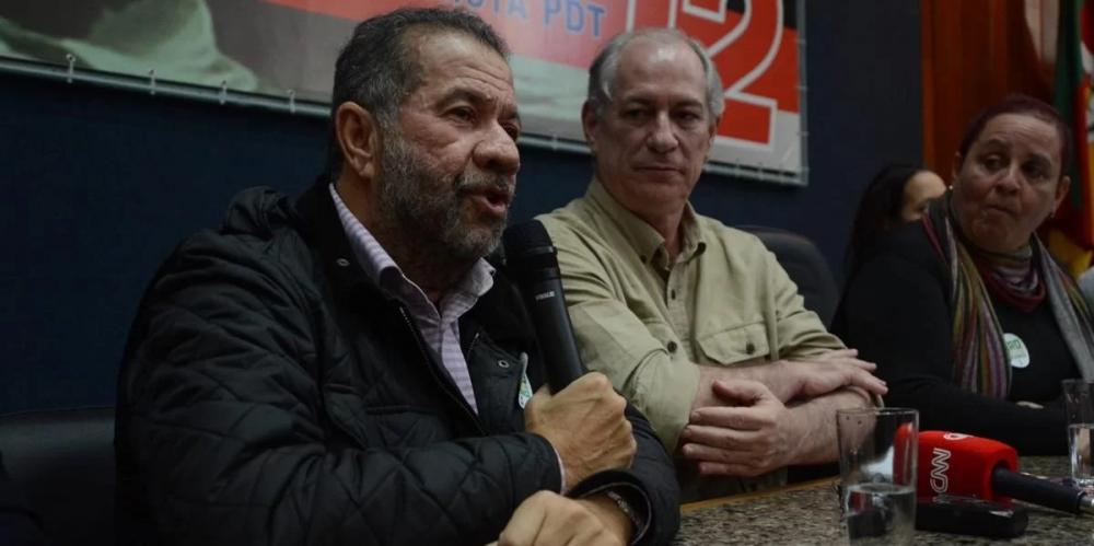O presidente nacional do PDT, Carlos Lupi, falou antes de Ciro | Foto: Matheus Piccini