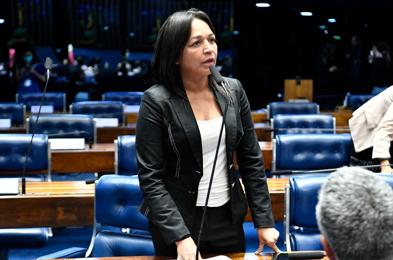 A senadora Eliziane Gama (Cidadania-MA) mencionou os números “realmente preocupantes” do Relatório de Violações à Liberdade de Expressão no Brasil, divulgado pela Abert - Waldemir Barreto/Agência Senado