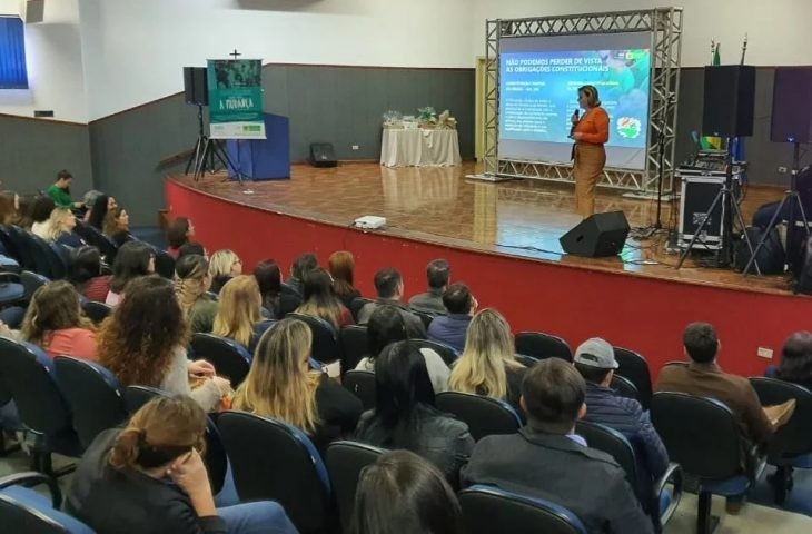 Vinícius Espíndula e Renata Novaes