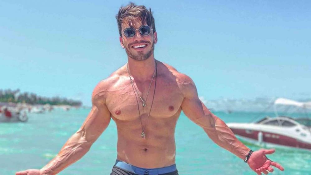 Lucas Viana para em hospital por causa de cigarro eletrônico: ‘Parece que você vai morrer’ (Crédito: Reprodução/Instagram)
