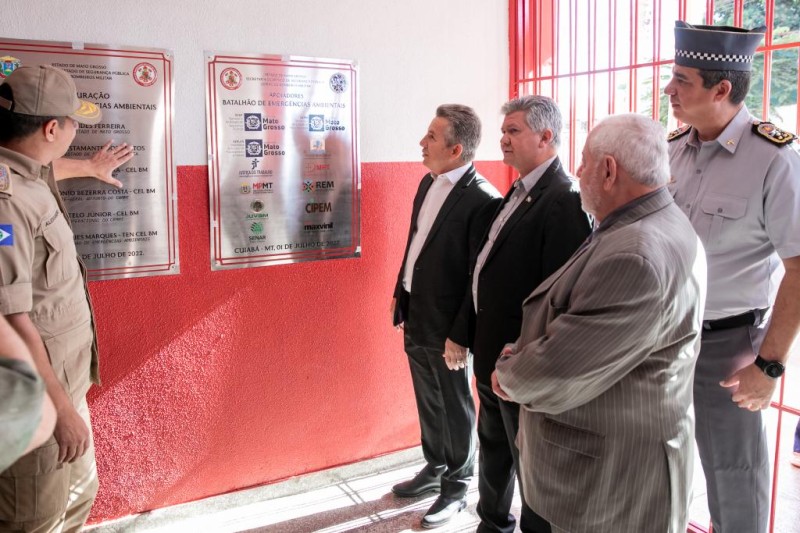 Governador Mauro Mendes entrega nova sede do batalhão de Emergências Ambientais do Corpo de Bombeiros - Foto por: Christiano Antonucci
