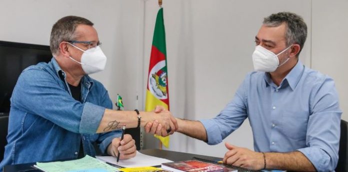 Beto Albuquerque e Edegar Pretto devem disputar o Piratini como cabeças de chapa, assim como Pedro Ruas | Foto: Leandro Molina / Divulgação / CP Memória