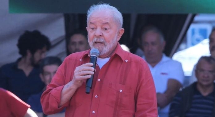 Lula durante discurso em Diadema, município da Região Metropolitana de São Paulo REPRODUÇÃO