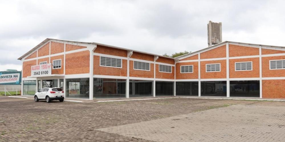 O imóvel conta com 1,5 mil metros quadrados e está localizado às margens da avenida Sebastião Amoretti, 2200, no bairro Petrópolis | Foto: Cris Vargas / PMT / Divulgação / CP