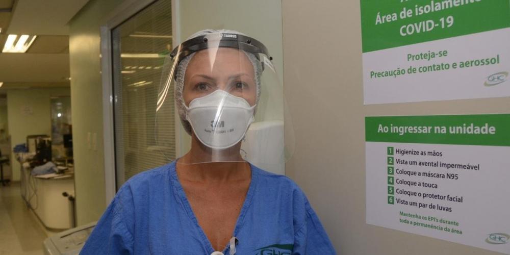 Enfermeira Daniela Haygert salienta colocar 