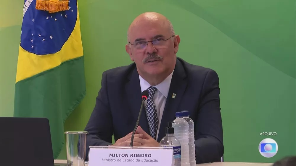 Ex-ministro Milton Ribeiro — Foto: JN