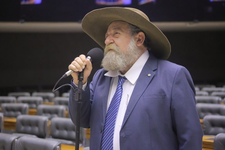 Barbudo: decisões de investimento do fundo não devem ser feitas por lei - (Foto: Paulo Sérgio/Câmara dos Deputados)