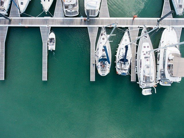 Turistas serão rastreados por autoridades de saúde através de relógios - (Foto: Pixabay)