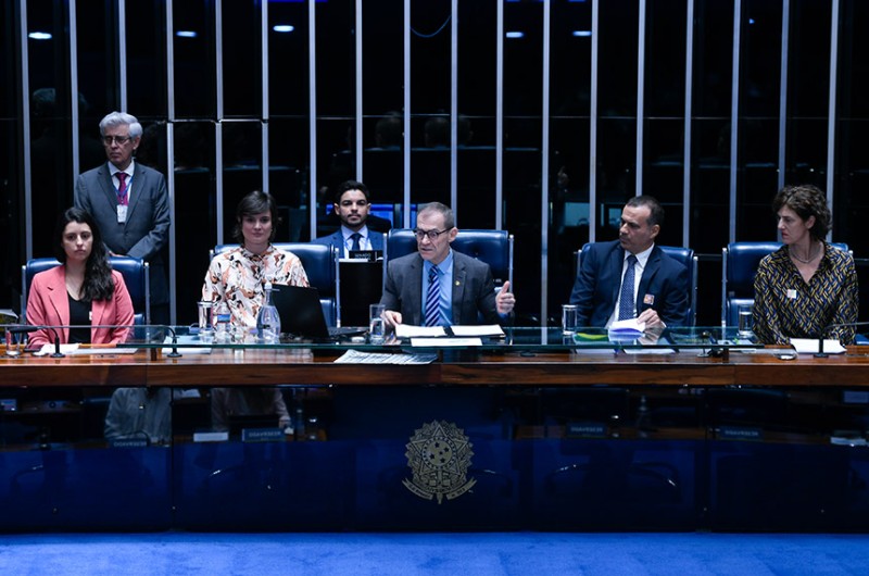 A sessão foi presidida pelo senador Fabiano Contarato - Edilson Rodrigues/Agência Senado