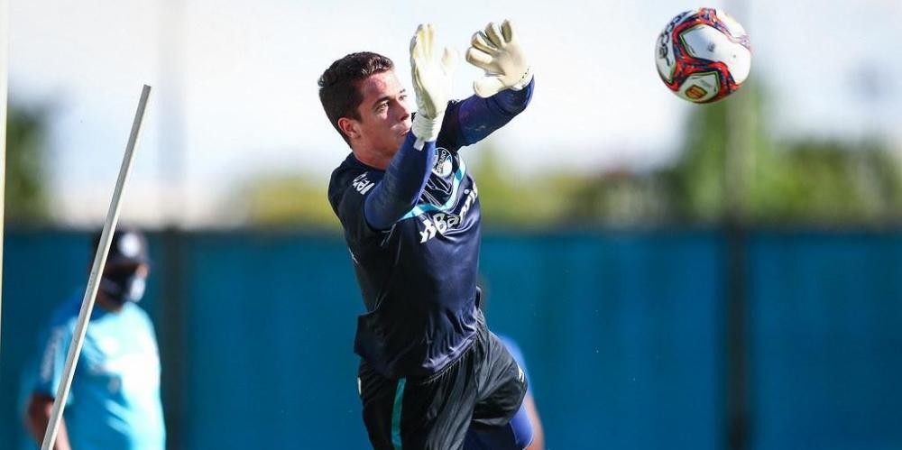 Goleiro Brenno será o titular do Grêmio contra o Esportivo, no sábado, e contra o Ayacucho-PER, no Equador, na terça-feira, pela Libertadores. Foto: Lucas Uebel/Grêmio FBPA