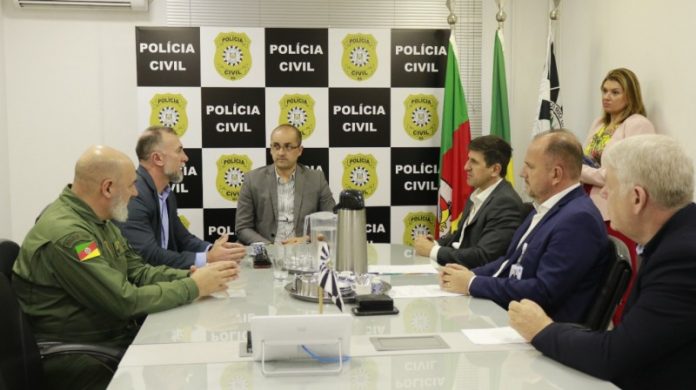 Termo de cooperação para a cessão área para pousos e decolagens de helicópteros da Polícia Civil - Foto: Jorge Batista