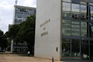 Orçamento para o ano que vem prevê R$ 22,4 bi em investimentos para Defesa - (Foto: Roque de Sá/Agência Senado)