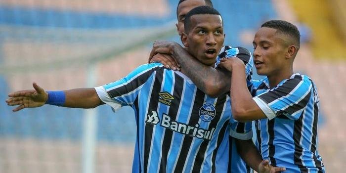 Leo Chu deve ser titular do Grêmio neste fim de semana | Foto: Guilherme Rodrigues / Grêmio / Divulgação / CP