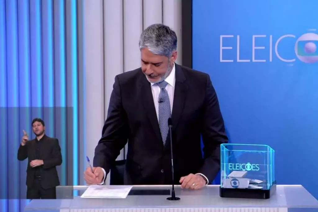 William Bonner no debate entre presidenciáveis. Foto: Reprodução/TV Globo
